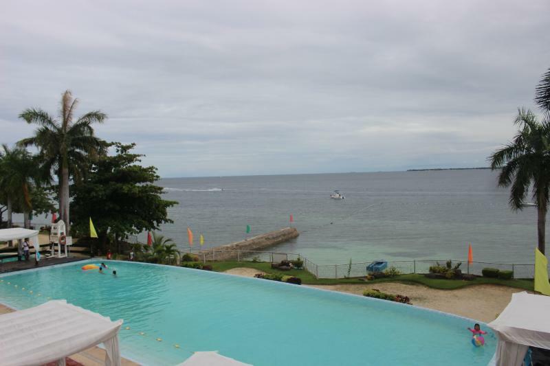 Vista Mar Beach Resort And Country Club Lapu-Lapu City Buitenkant foto